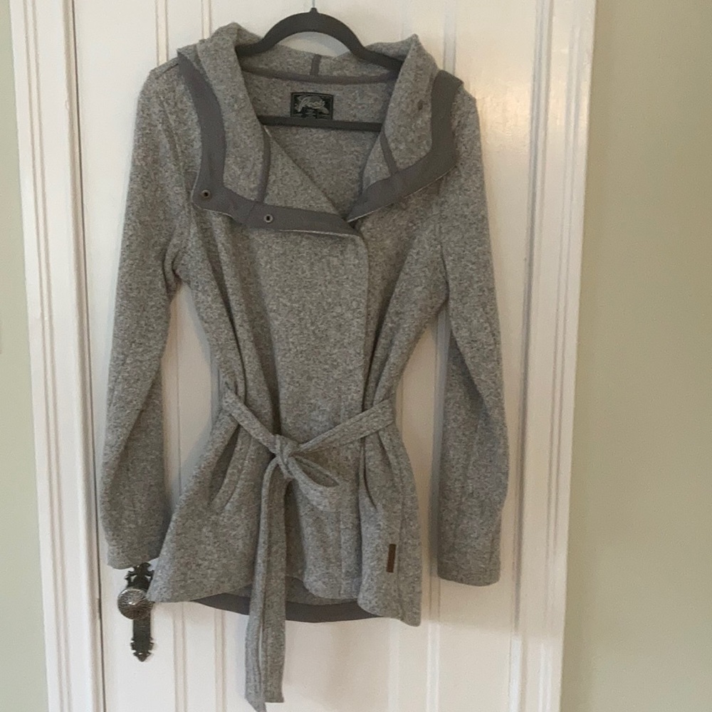 Roots fleece jacket, size L